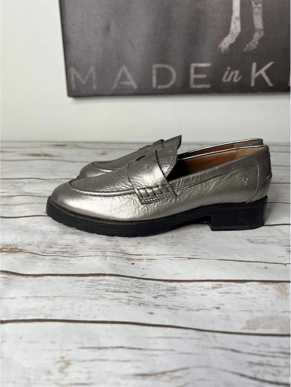 Frye Metallic Melissa Lug Pewter Leather Loafers - sz 6